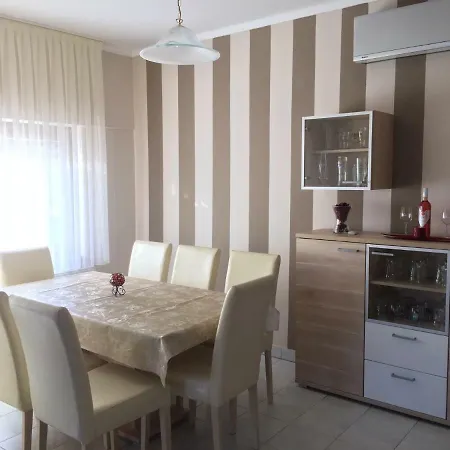 Apartament Vass Bor Vendeghaz Kiskoros